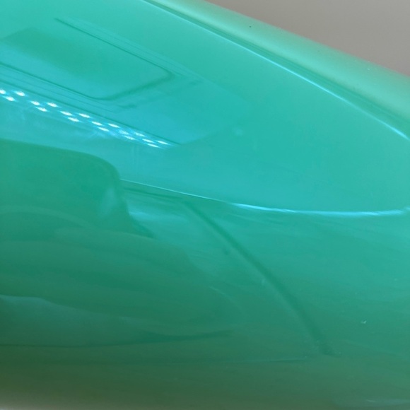 Pottery Barn Alfresco Acrylic Drink Pitcher  Green Vintage 2 Qt NWT Flawed - Picture 6 of 11